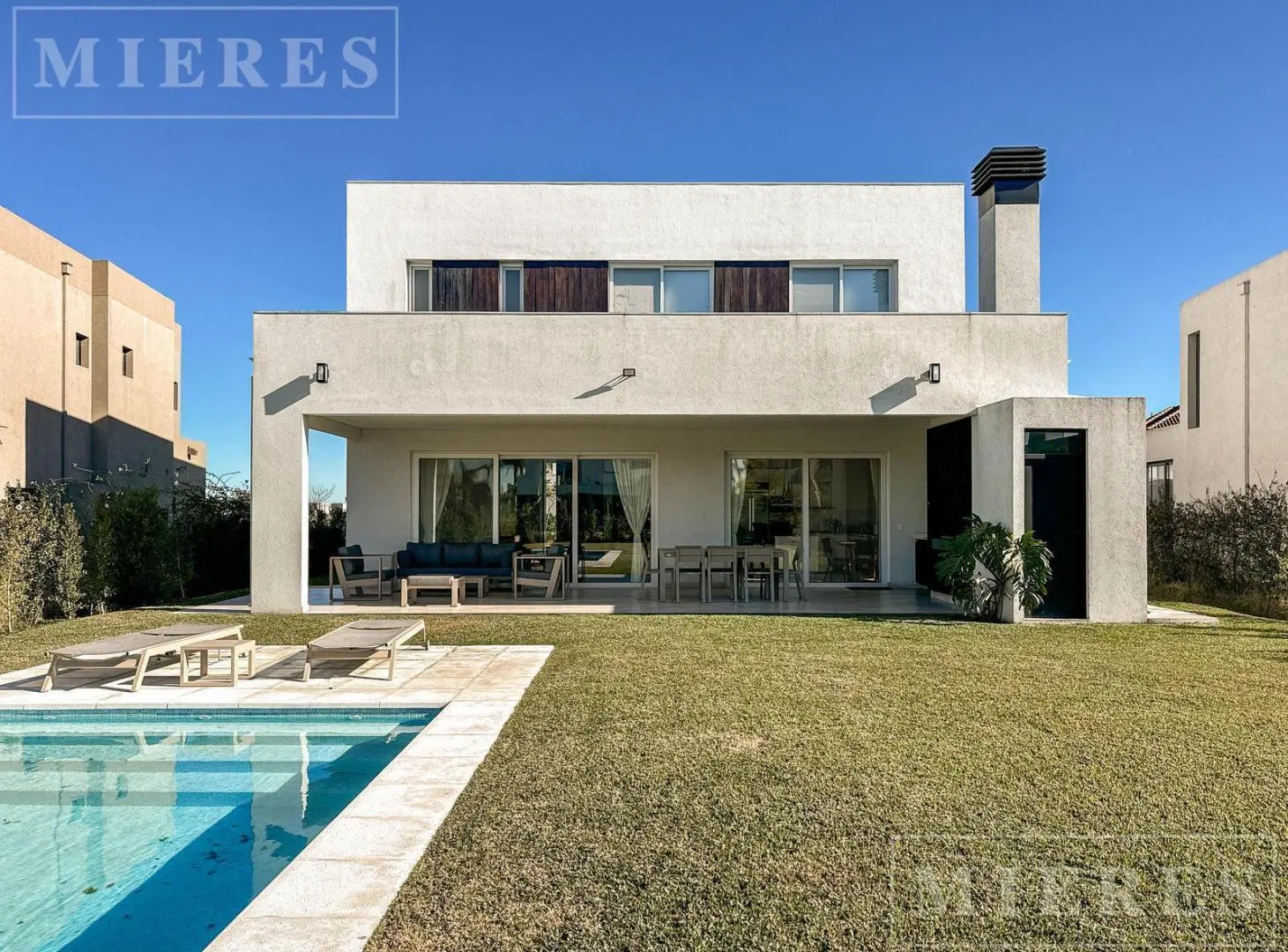 Casa a la venta en Barrio San Rafael, Villanueva 3
