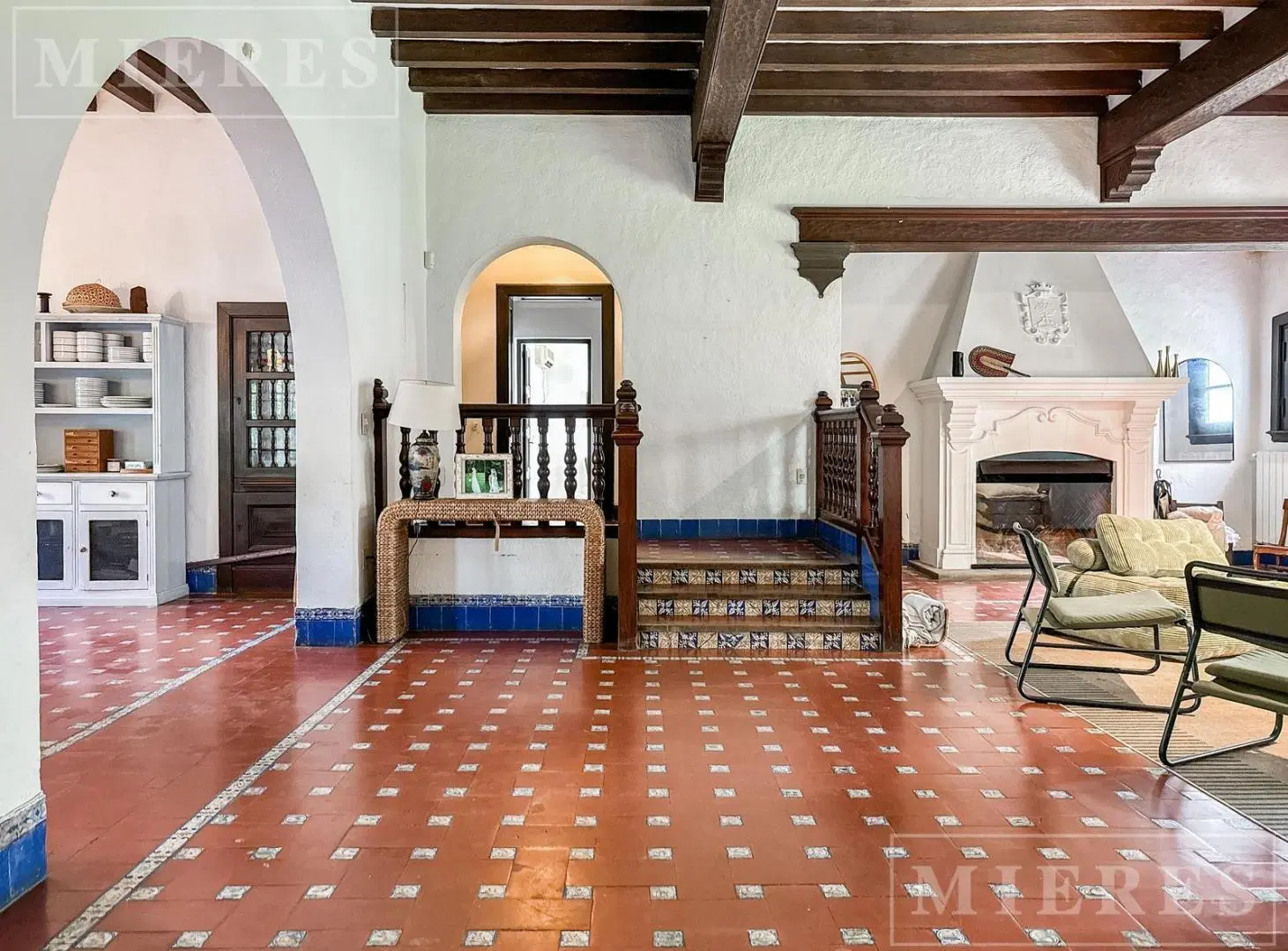 Muy linda casa en venta en Lomas Jockey, con orientación Este y un lindisimo jardin. 5