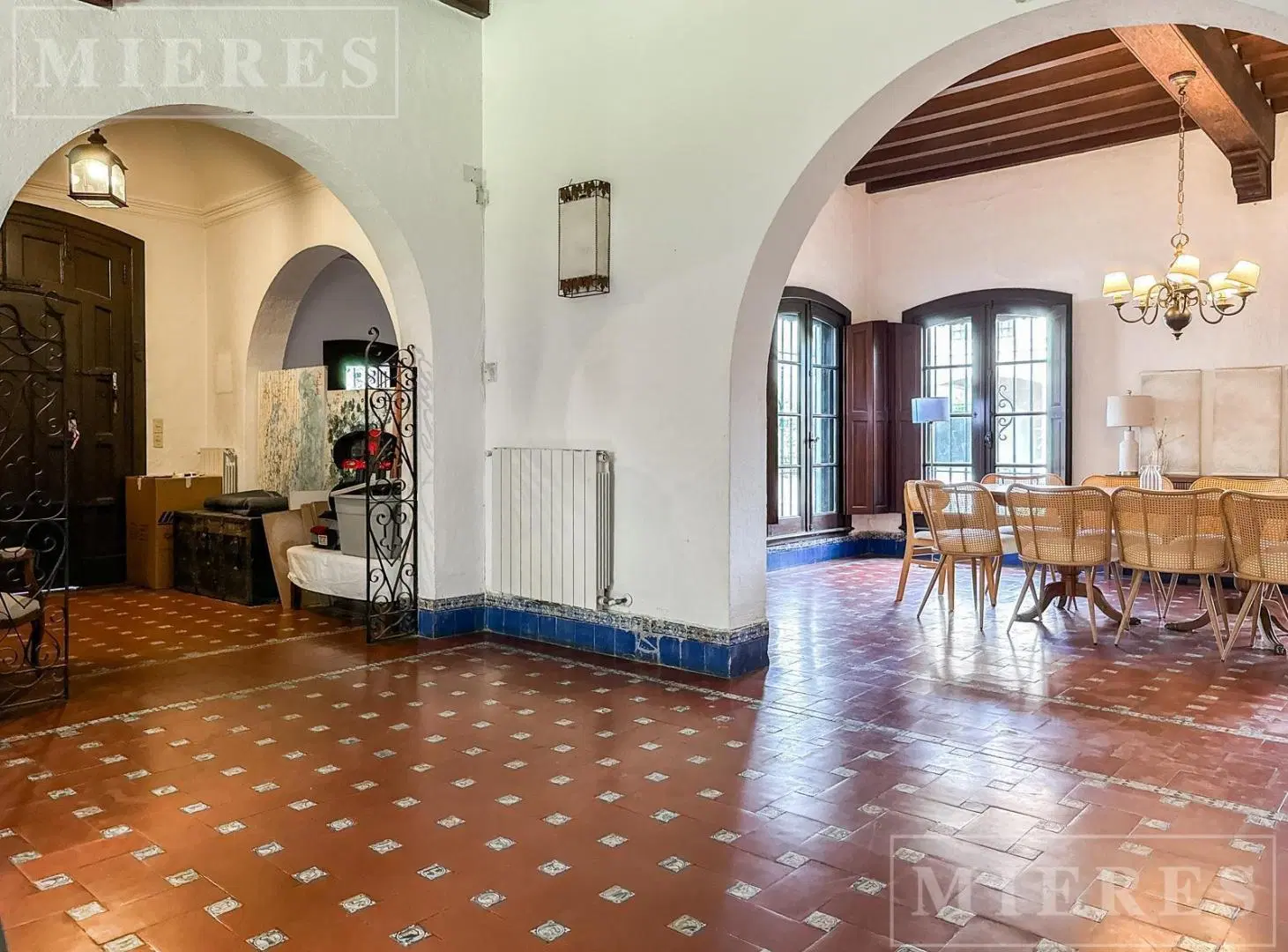 Muy linda casa en venta en Lomas Jockey, con orientación Este y un lindisimo jardin. 8
