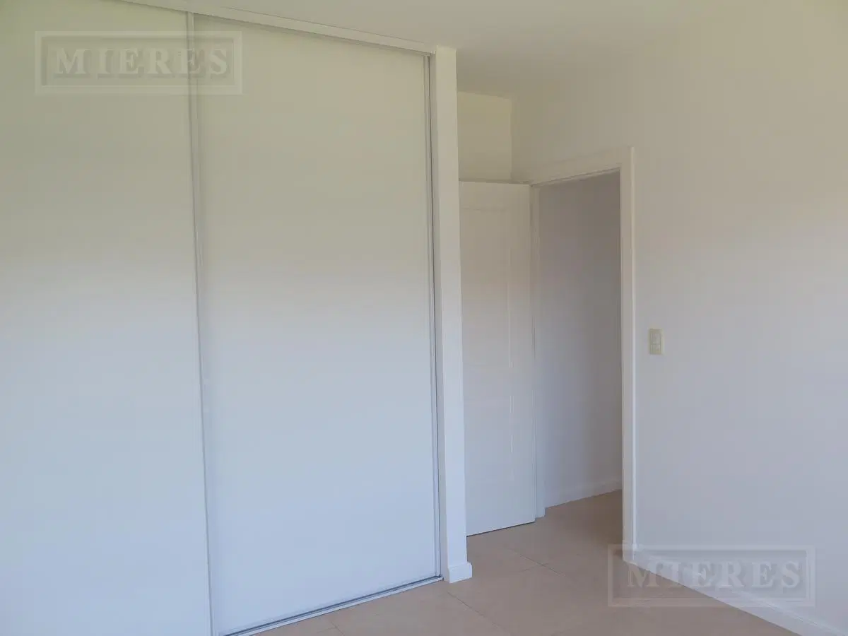 Departamento en dúplex en alquiler en Beccar Plaza II. 8