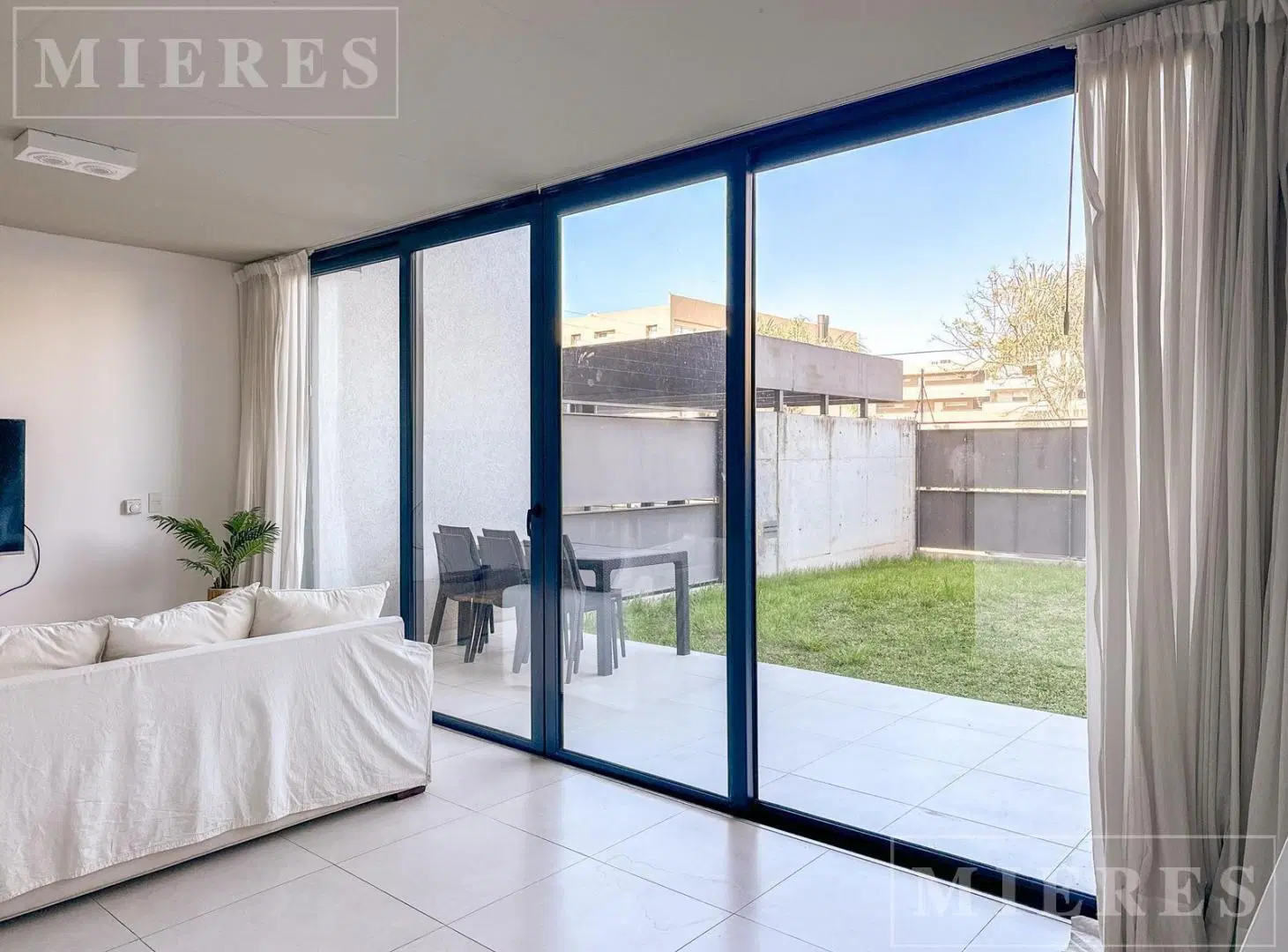 Departamento en dúplex a estrenar en venta en Beccar. 2
