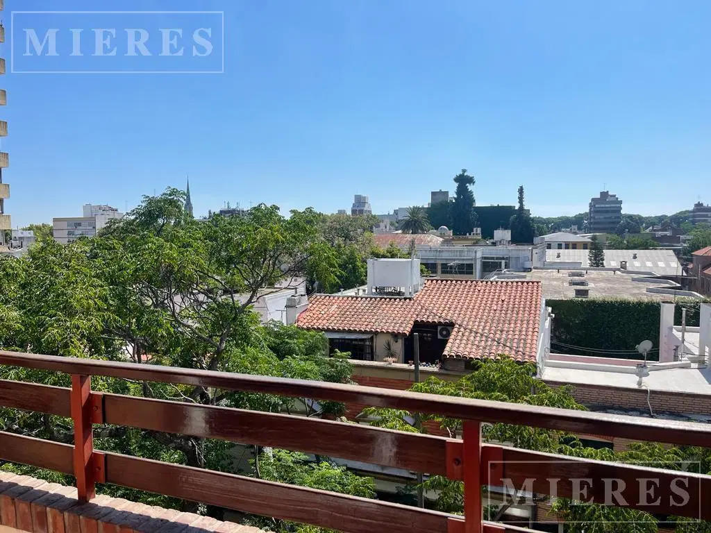 Muy lindo departamento de 3 ambientes en en alquiler en San Isidro 3