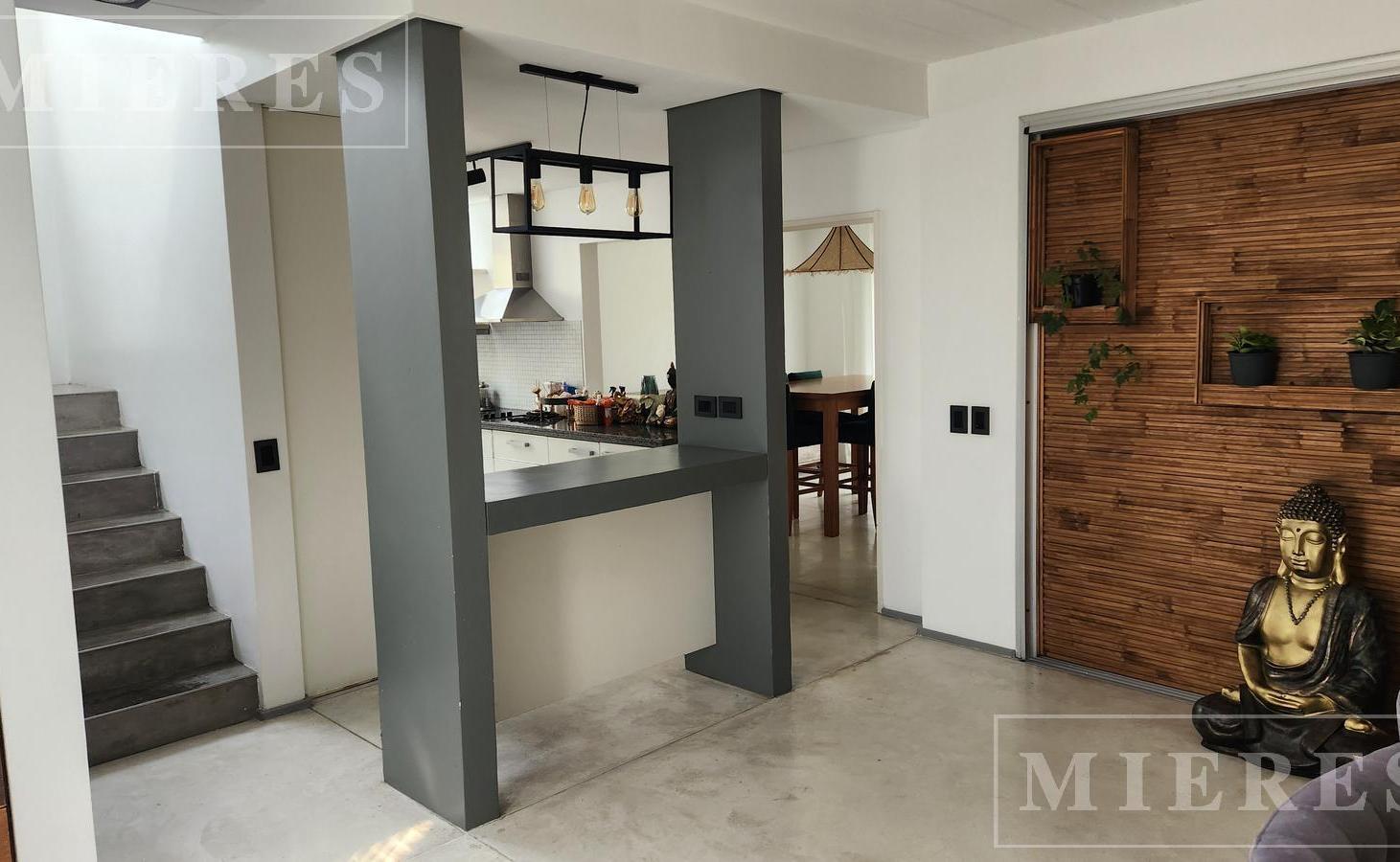 Foto de Casa en venta en el Barrio Santa Barbara, Bancalari., imagen 4