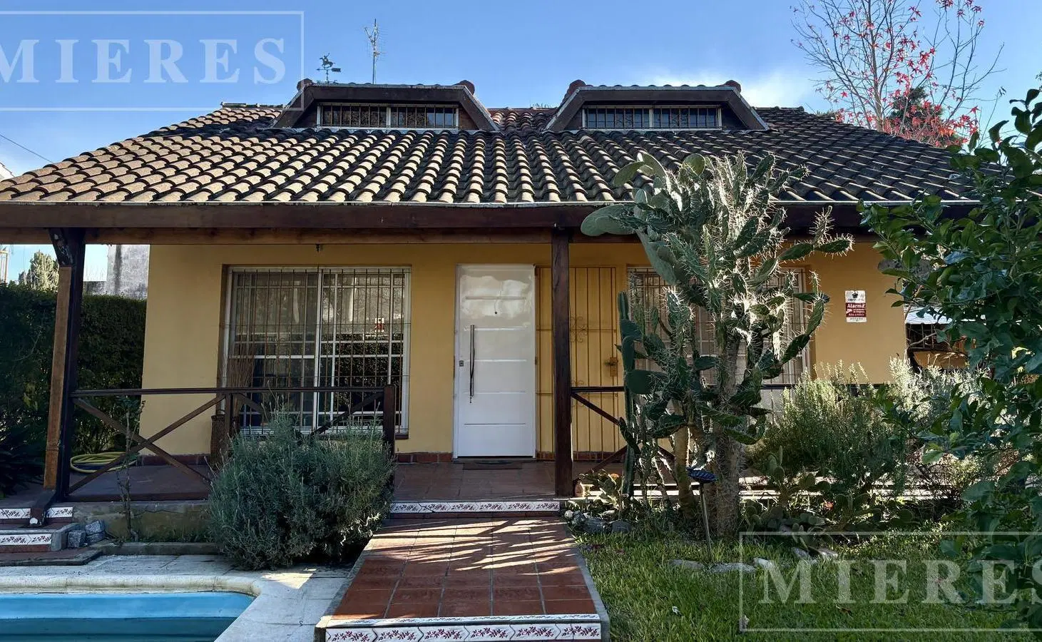 Casa en venta en la calle Necochea Golf Club al 2600 - Tortugas Norte 3