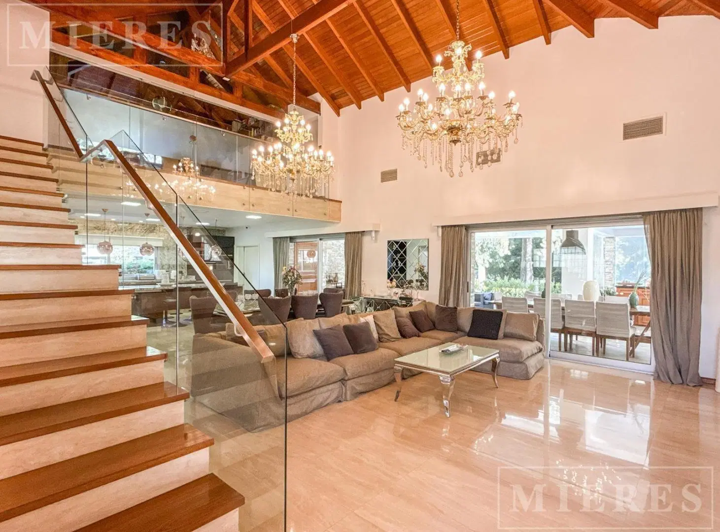 Casa en venta en Highland Park 5