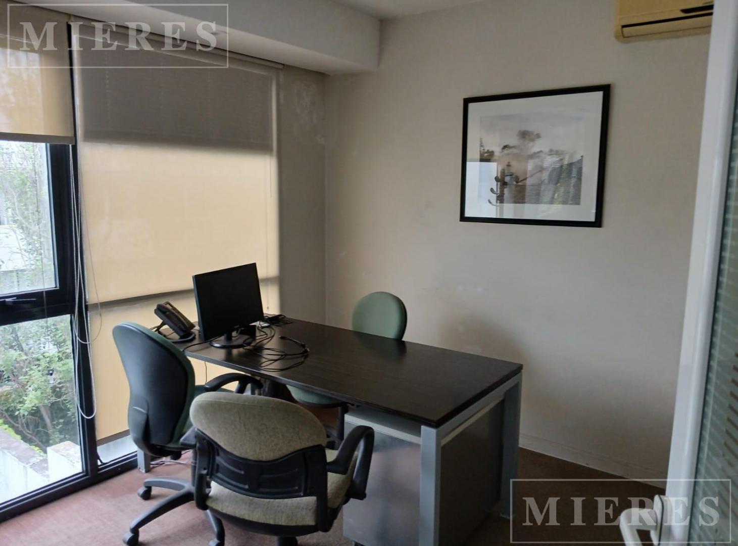 Foto de Oficina en Alquiler de 105 m2 en Lomas de San Isidro, imagen 1