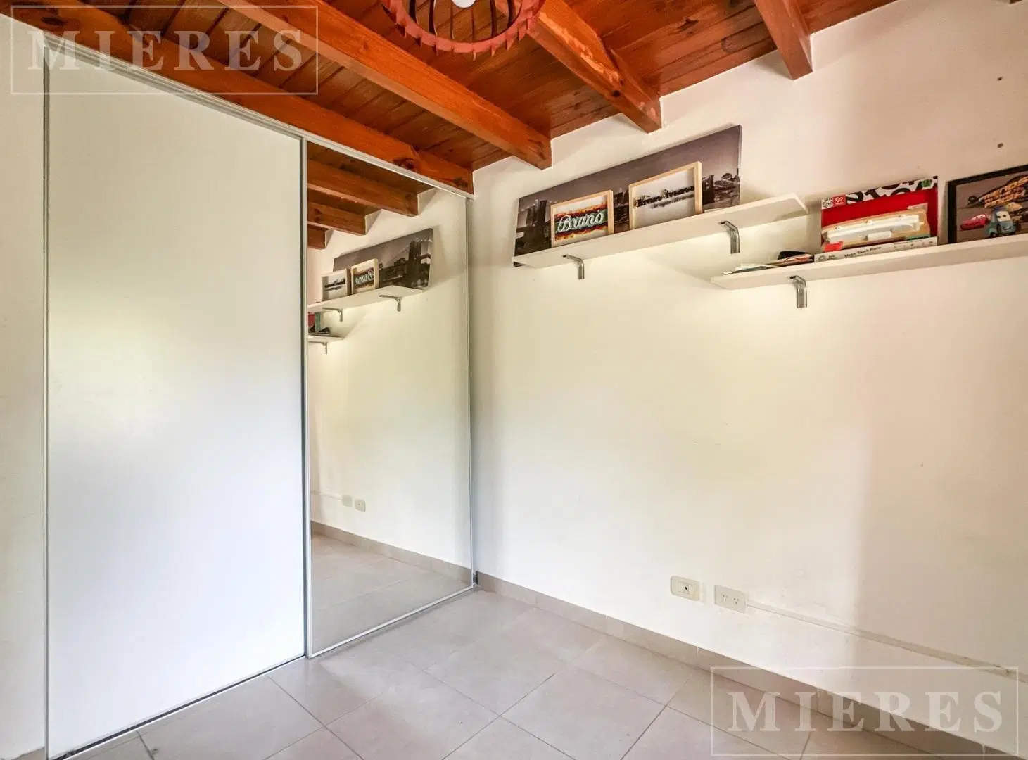 Casa en alquiler anual en La Madrugada 8