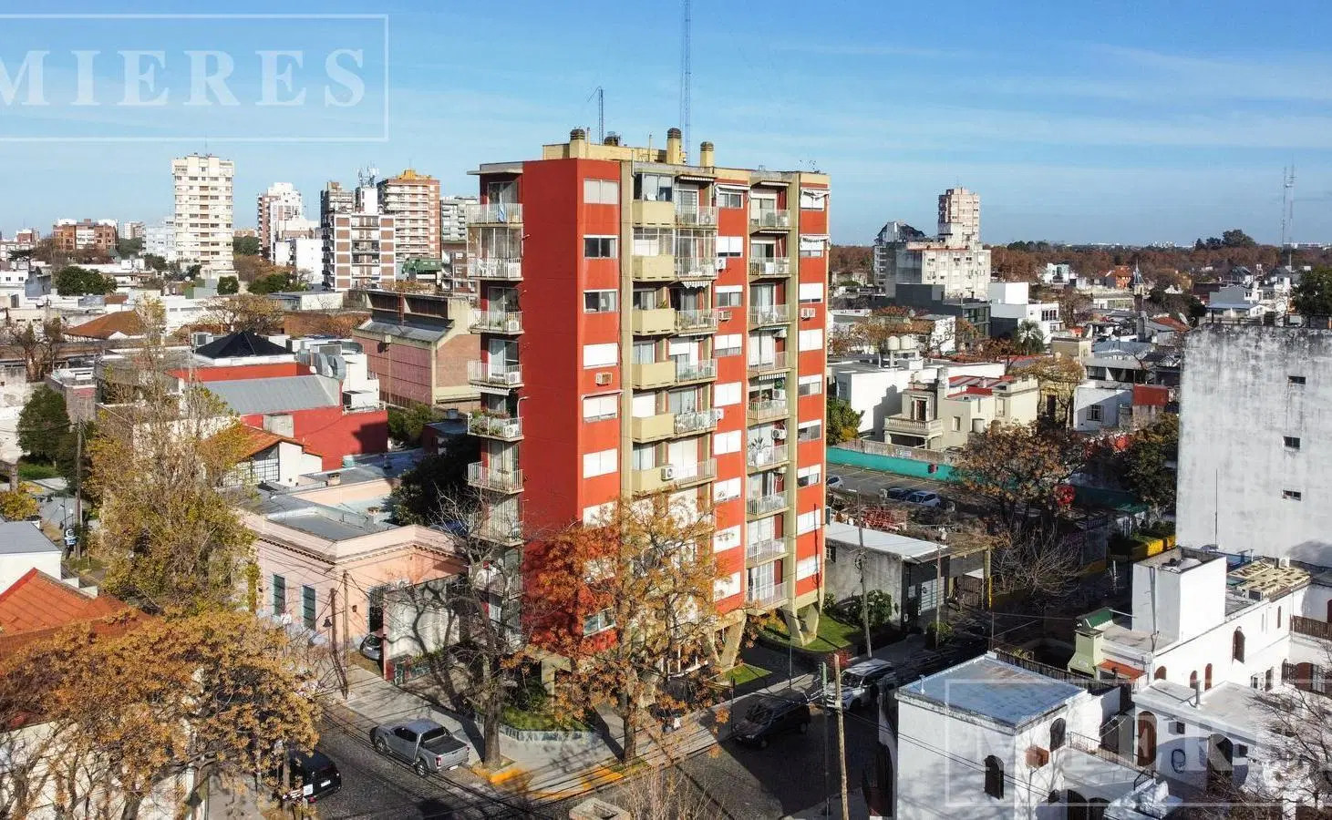 Muy lindo departamento en el centro de San Isidro con increíbles vistas abiertas en venta 2