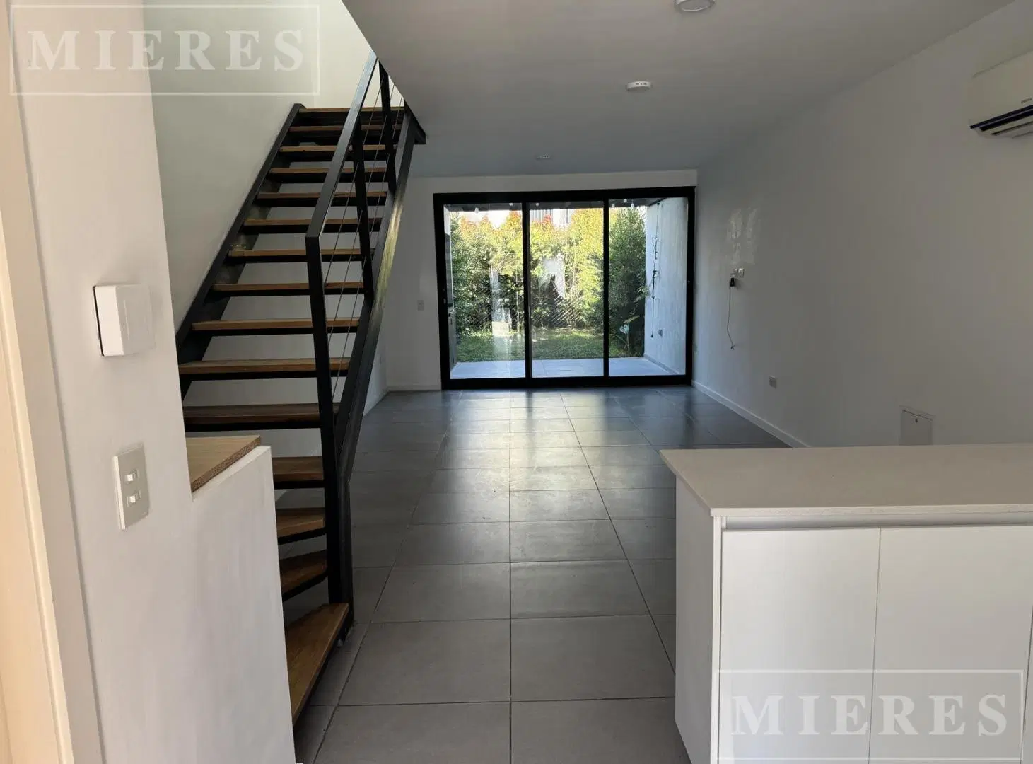 Casa en alquiler de 3 ambientes en Santa Ana Joven, Villanueva. 5