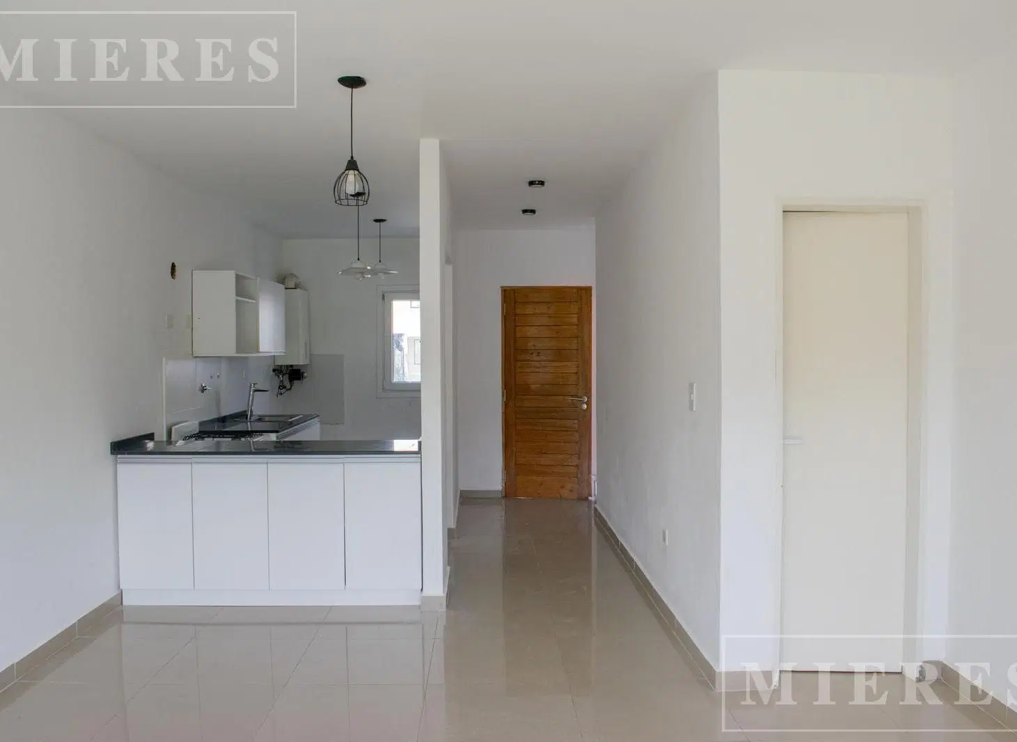 Impecable duplex en alquiler en Spring Park, Pilar 2