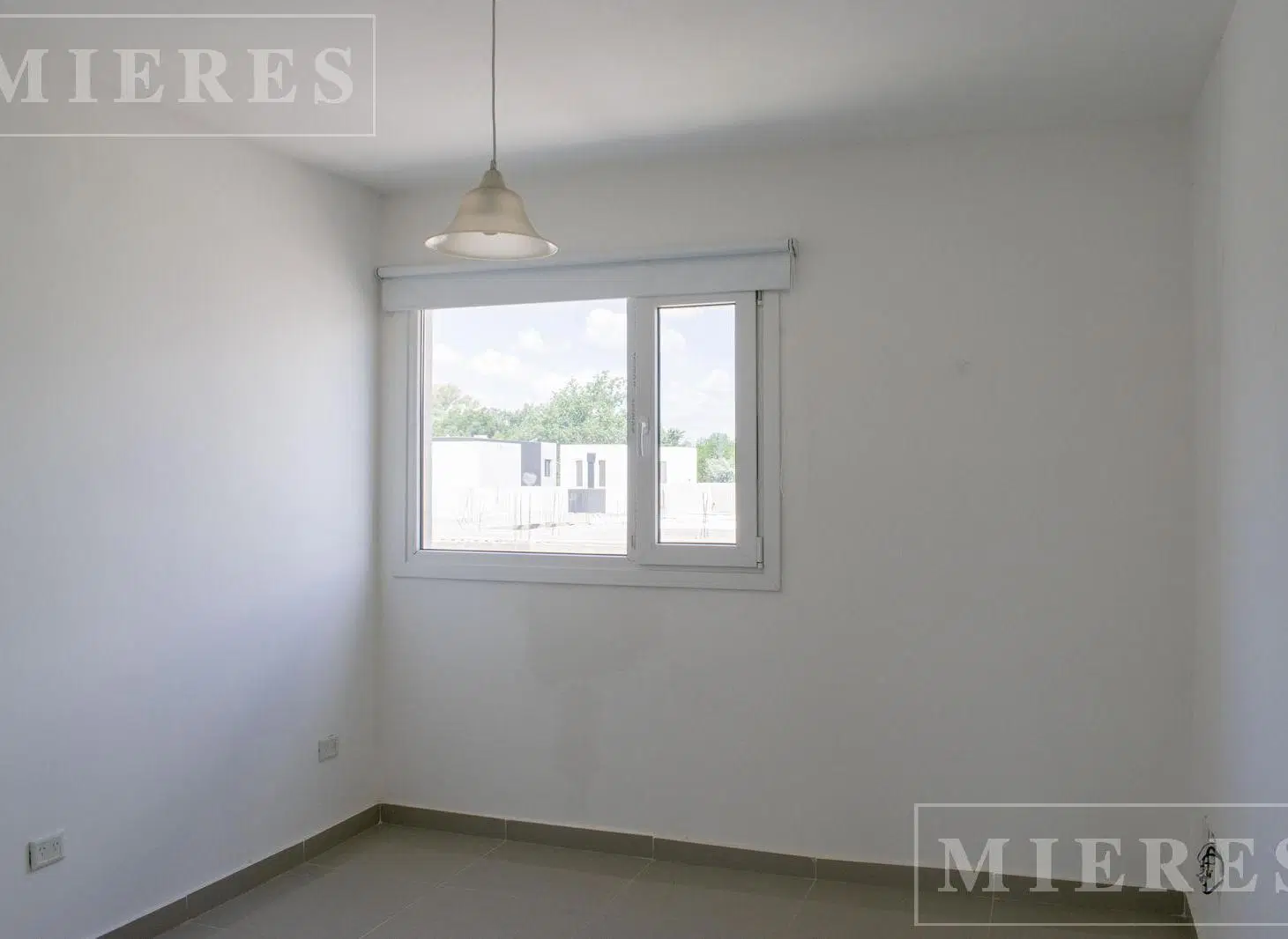 Impecable duplex en alquiler en Spring Park, Pilar 5