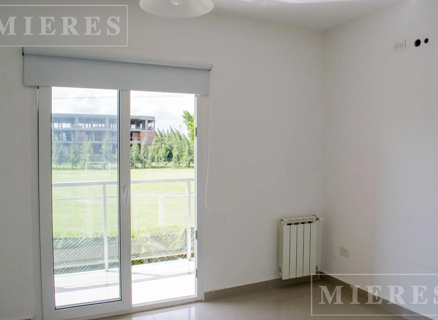Impecable duplex en alquiler en Spring Park, Pilar 1