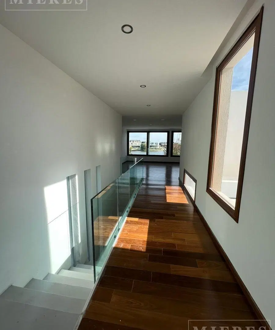 Casa en alquiler anual con lote al Lago Central en Virazón, Nordelta 8
