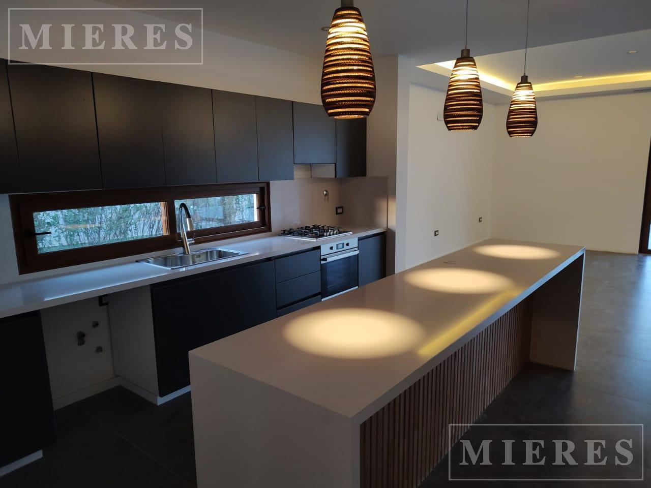Foto de Casa en venta con lote al Lago Central en Virazón, Nordelta, imagen 2