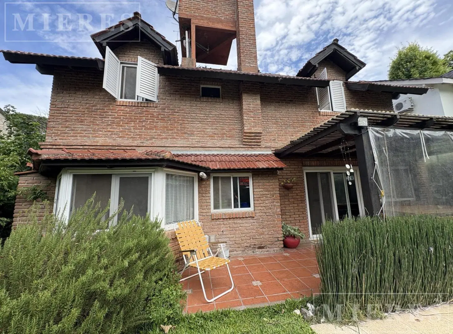 Casa en venta barrio Los Olmos Benavidez 1