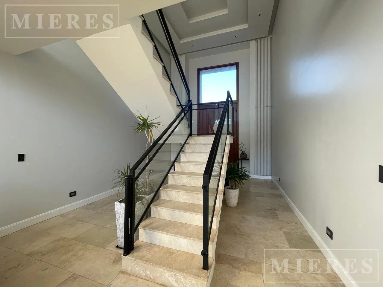 Casa en venta en Highland Park 8