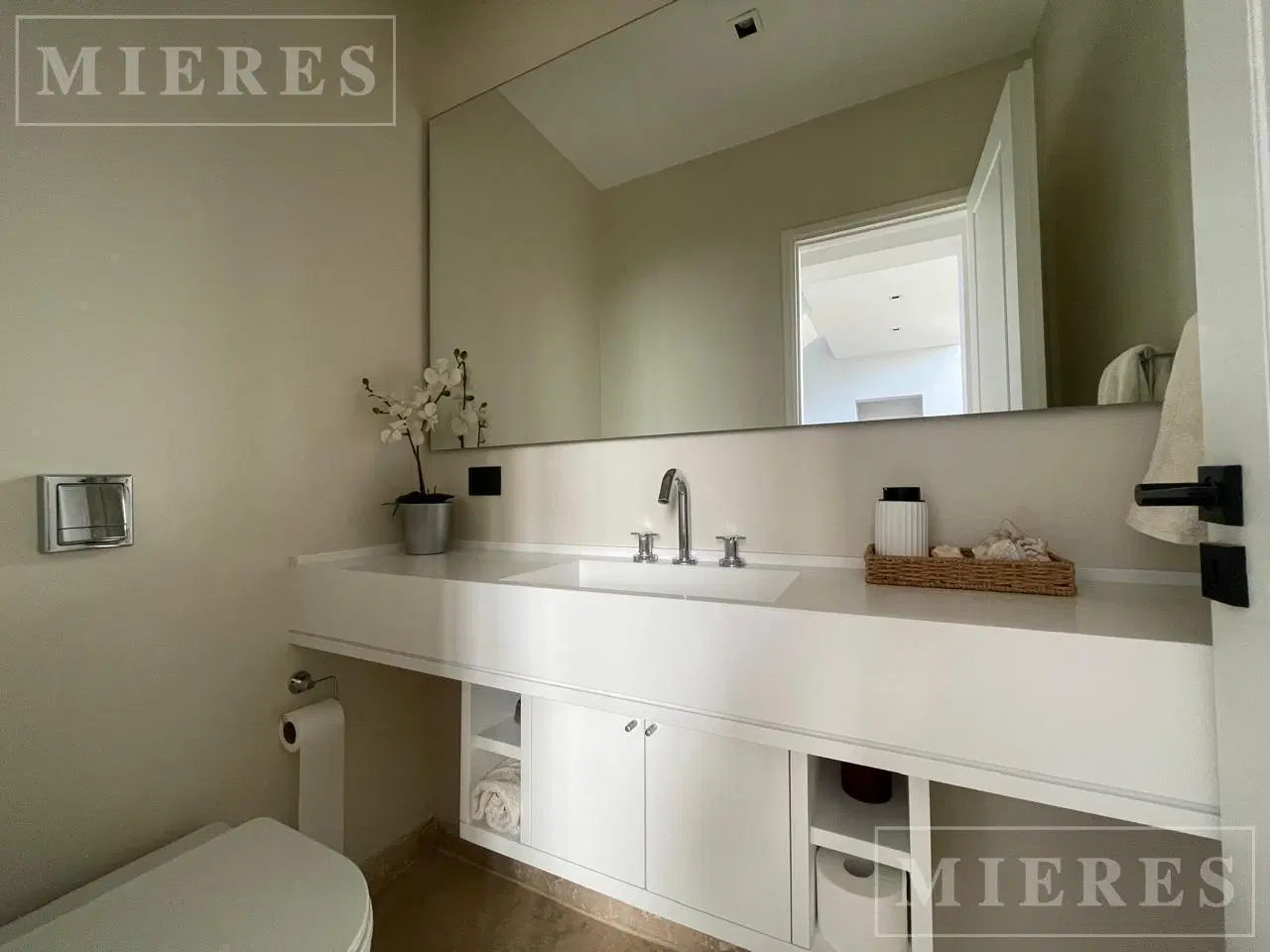 Casa en venta en Highland Park 3