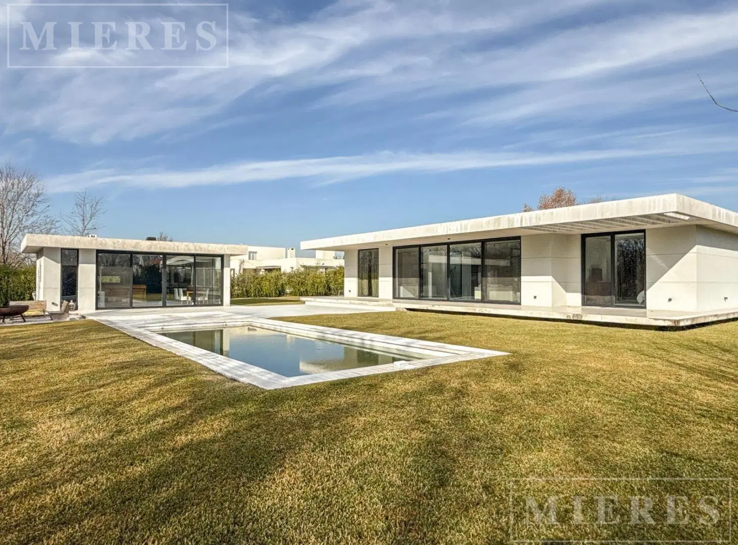 Casa en venta en El Golf, Estancias del Pilar 2
