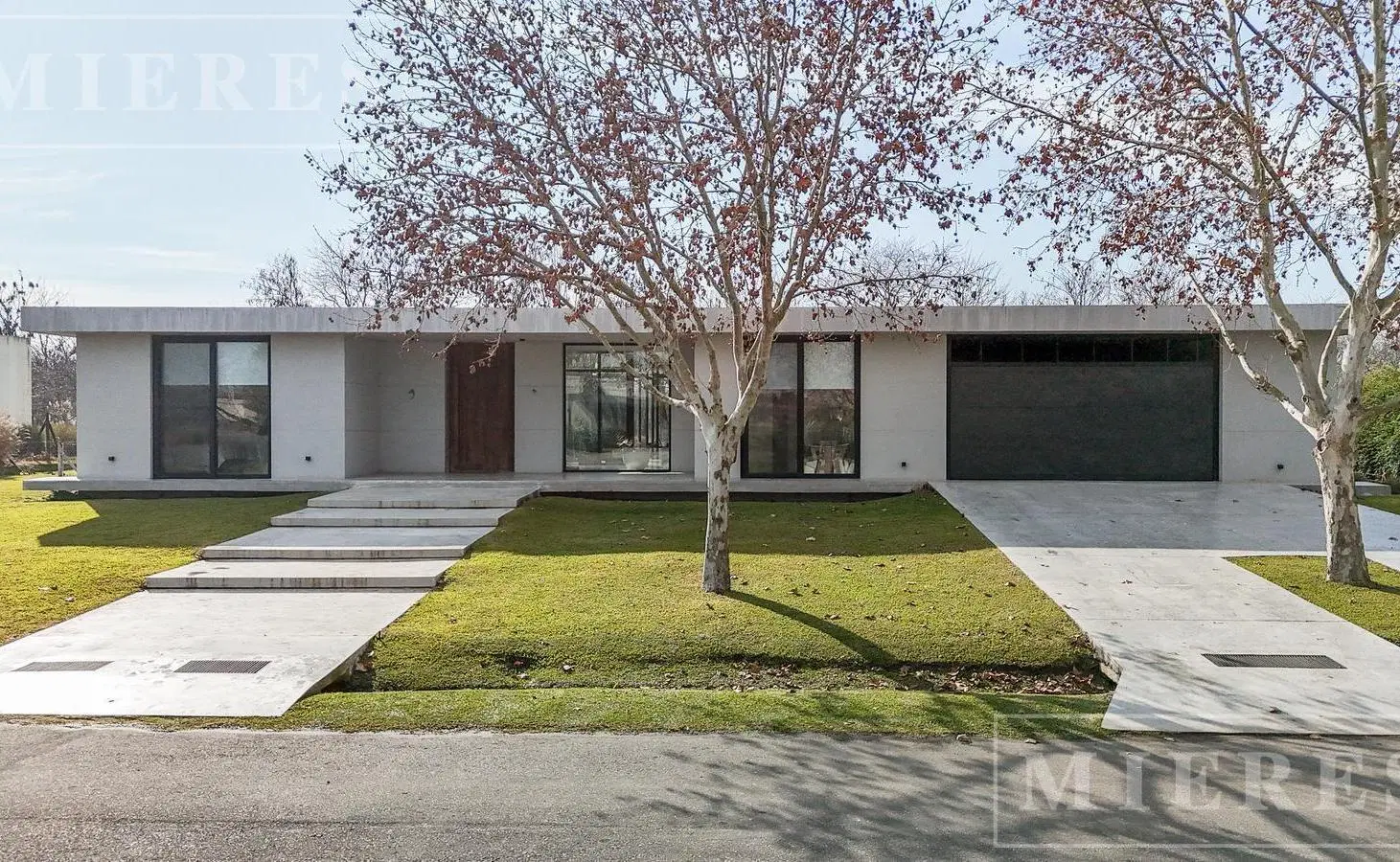 Casa en venta en El Golf, Estancias del Pilar 1