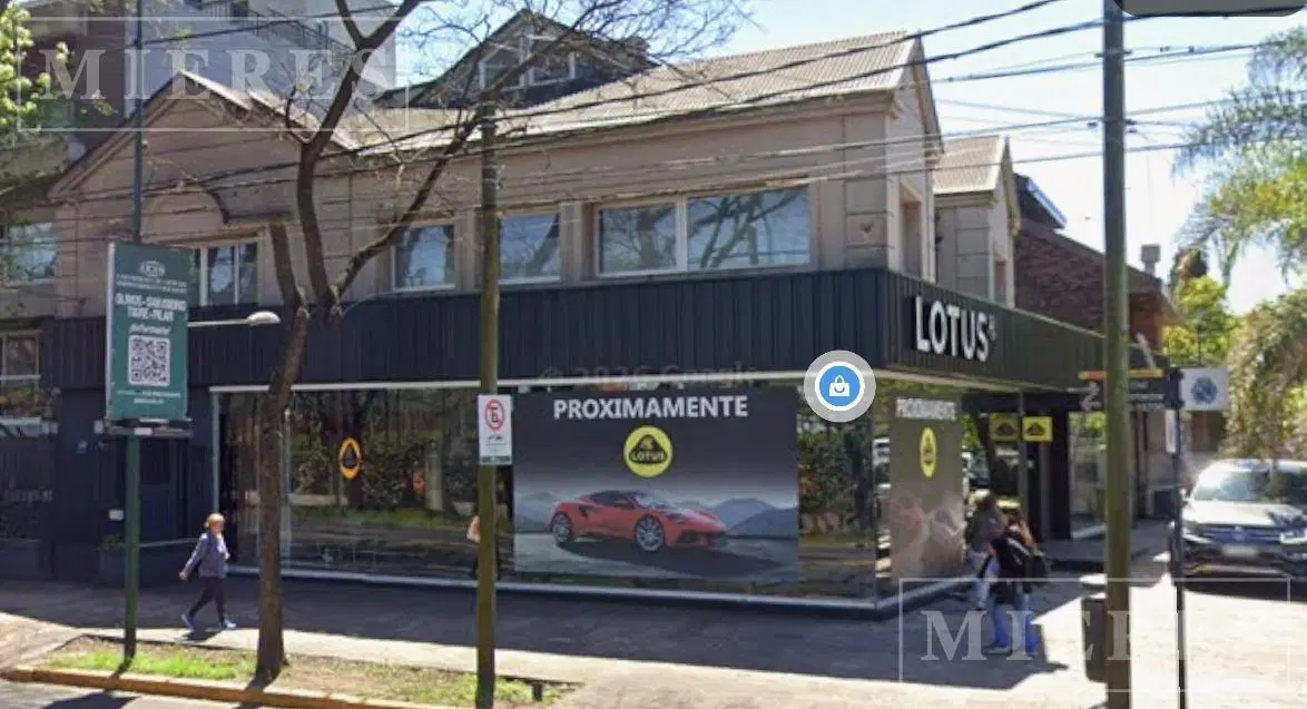 Excelente Local en alquiler de 377 m2 en Acassuso 7