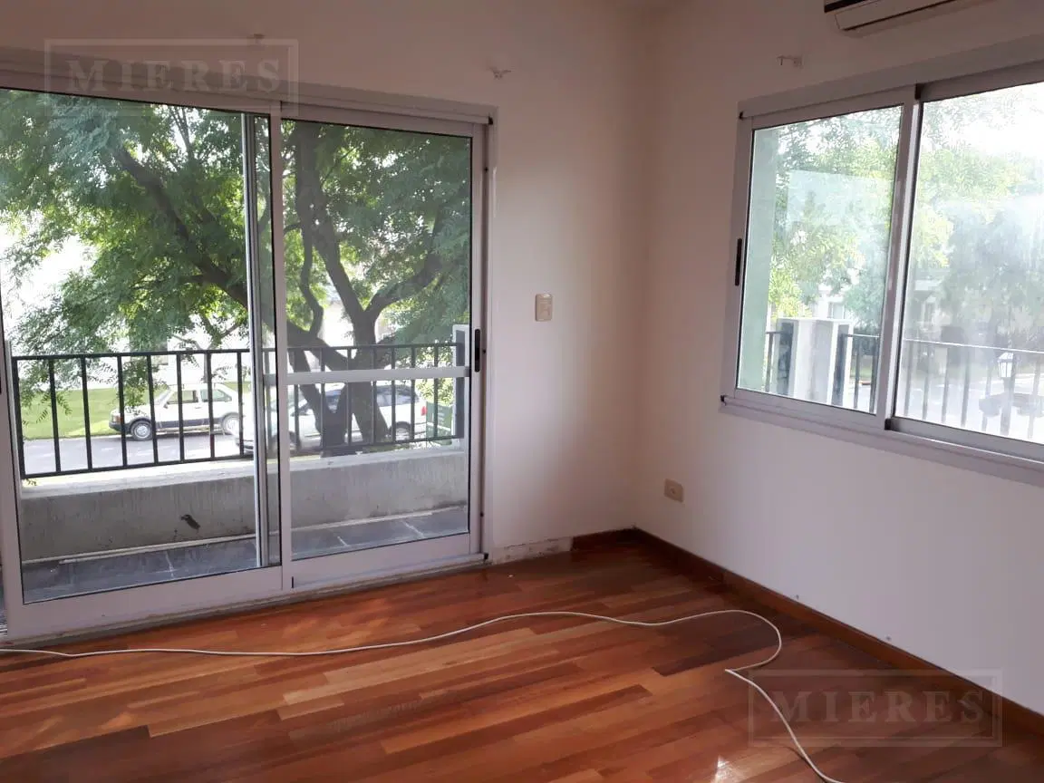 Casa en alquiler en Santa María de Tigre! 3