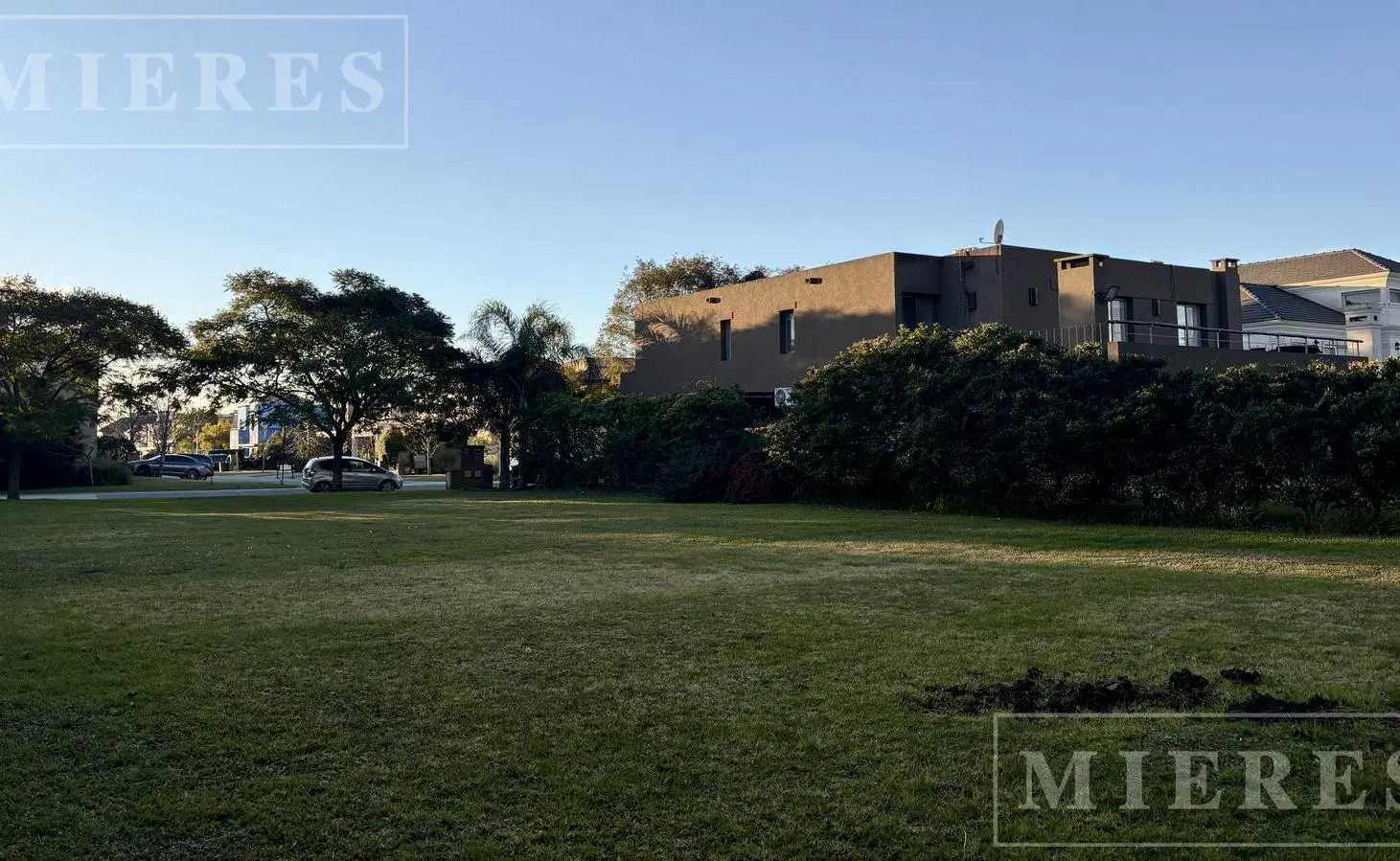Lote de 913m² en venta en Las Liebres 5