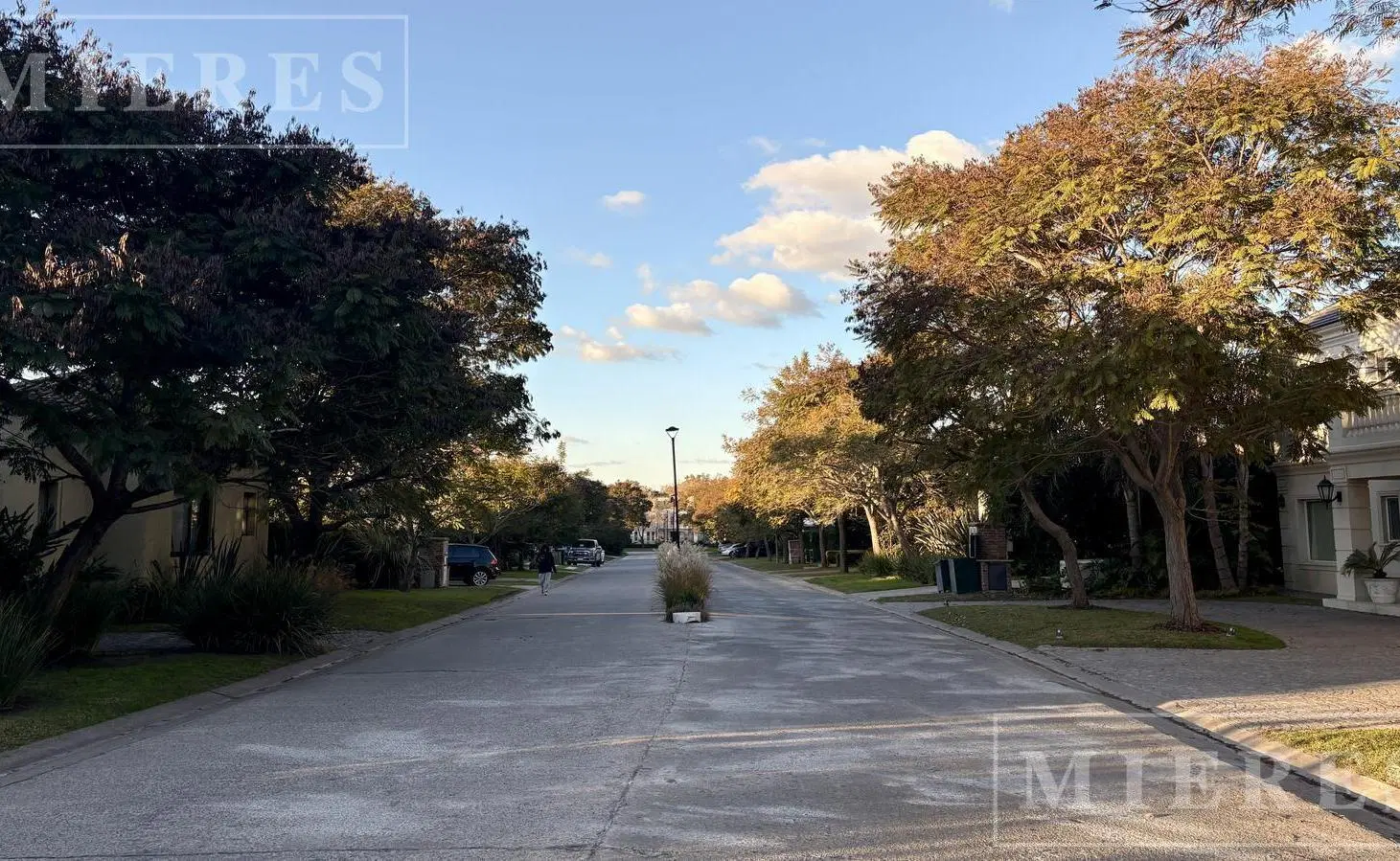Lote de 913m² en venta en Las Liebres 4