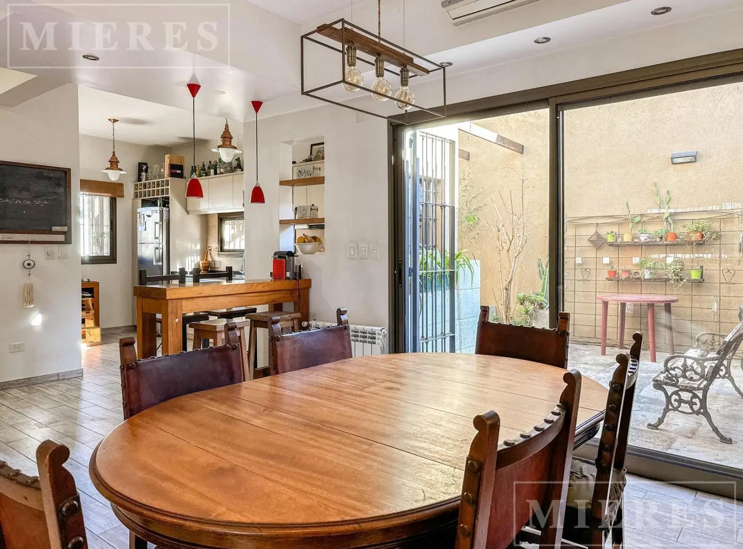 PH totalmente reciclado ubicado en muy buena zona de Martinez en venta 4
