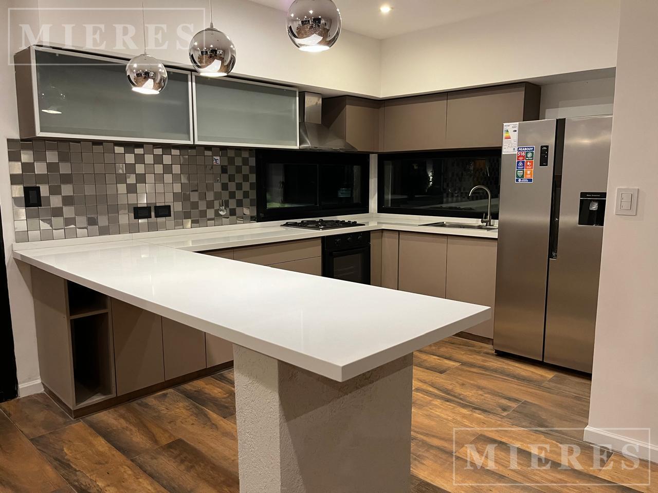 Foto de Casa en venta sobre lote interno en Barrio Ceibos Puertos del Lago, imagen 1
