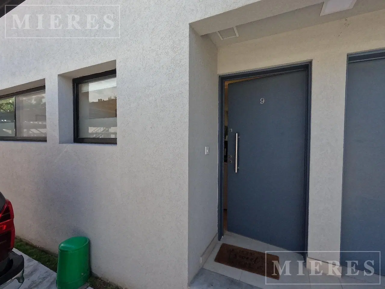 Departamento de tres ambientes en venta en Green Land 3