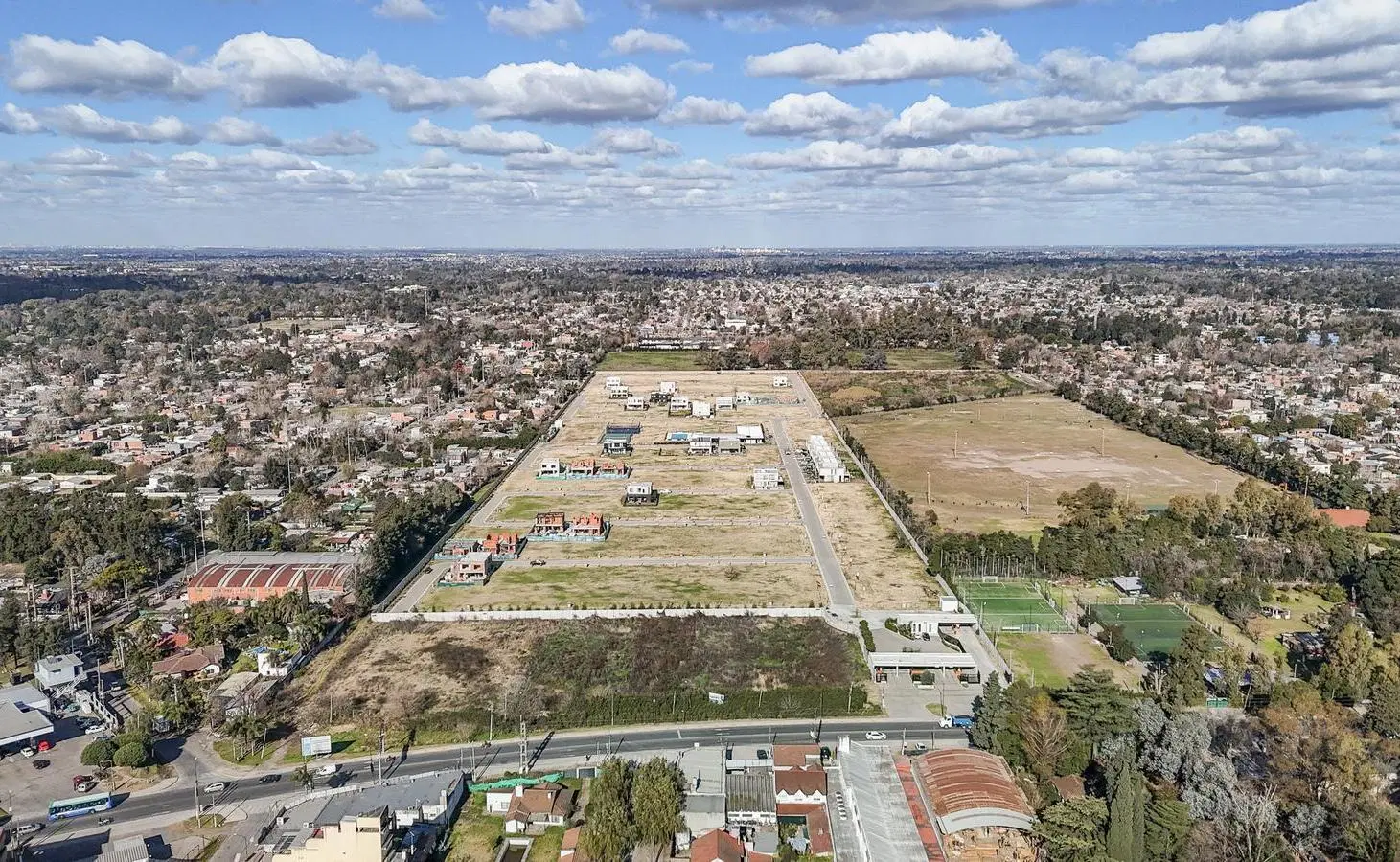Lote en venta de 390m² en El Olivar, Pilar 1