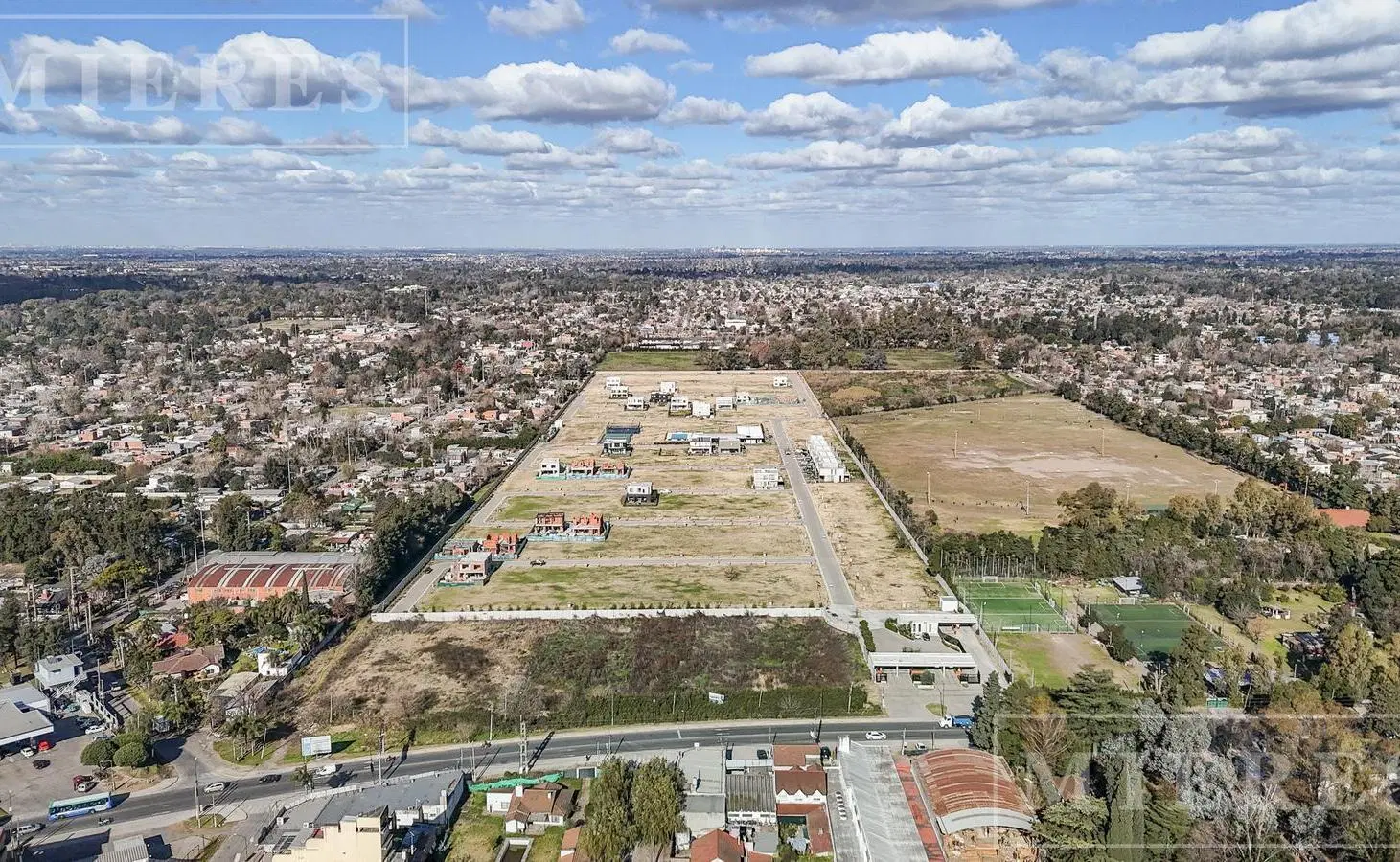 Lote en venta de 404m² en El Olivar, Pilar 3