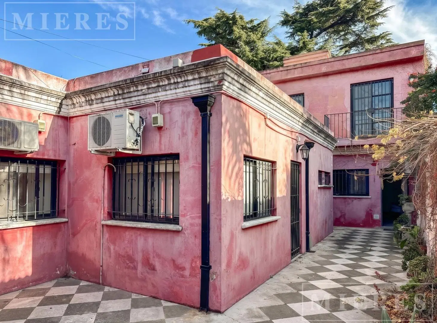 PH al fondo, ubicado en zona privilegiada de San Isidro en alquiler. 2