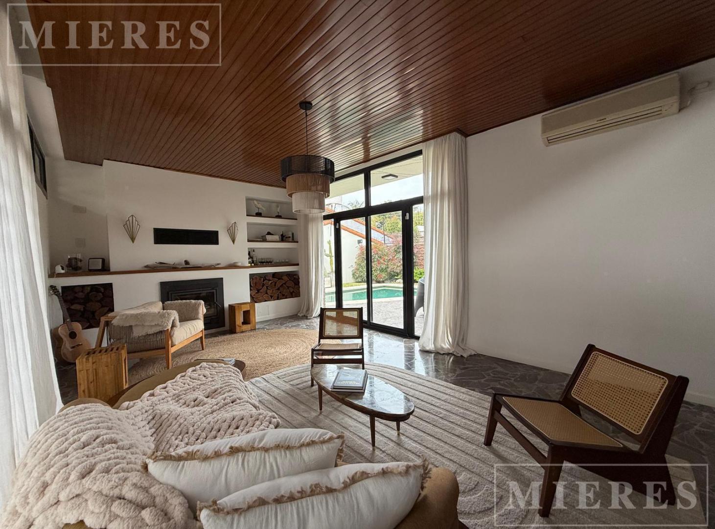 Foto de Muy linda casa en venta en Barrio Las Carreras., imagen 2