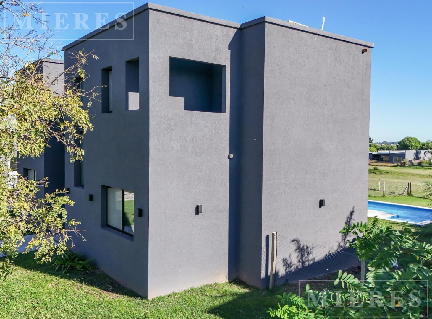 Foto de Casa en venta sobre lote interno Area 1 San Sebastian, imagen 4