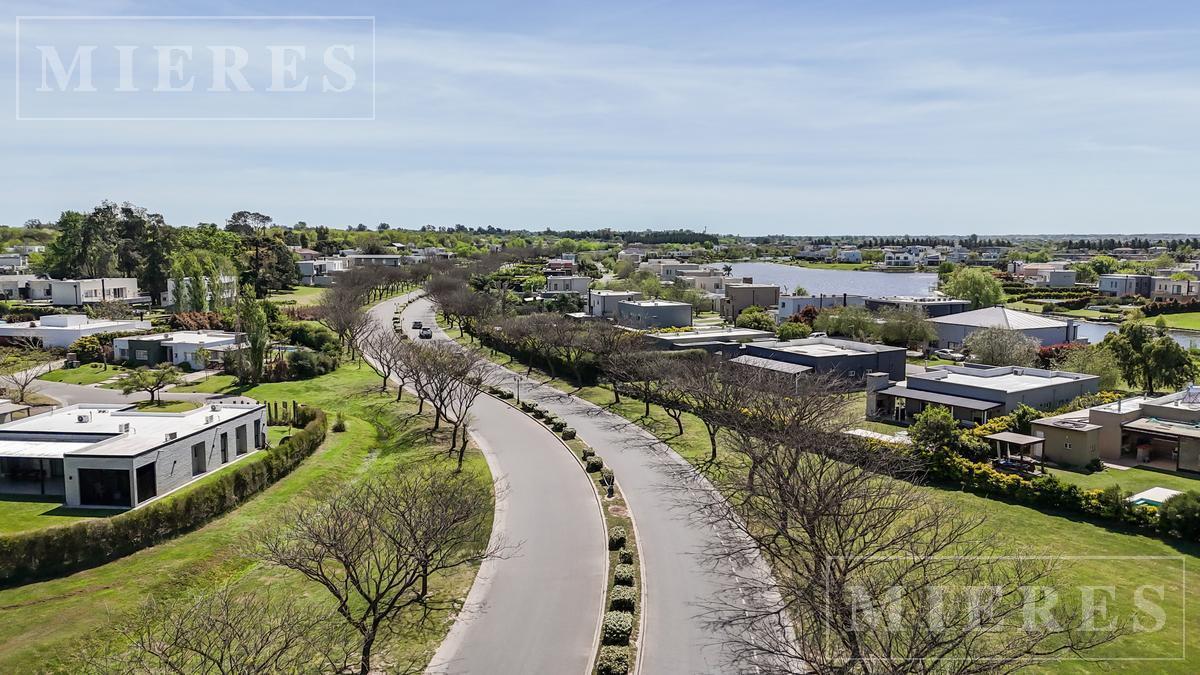 Foto de Lote a la laguna en venta en Area 5 San Matias Escobar, imagen 4