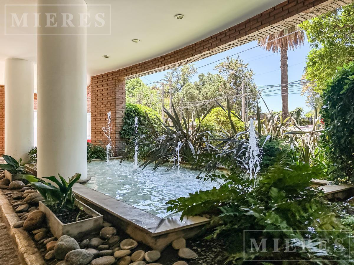 Foto de Exclusivo semipiso de categoría en excelente ubicación de San Isidro en, imagen 1