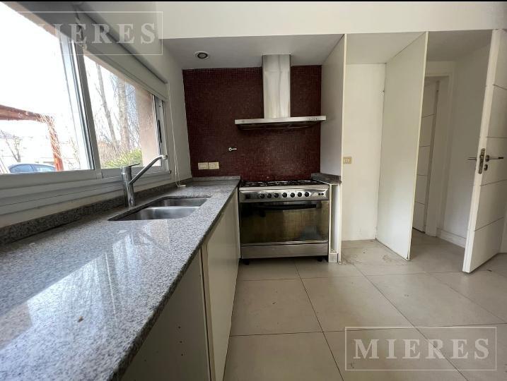 Foto de Casa en venta en Los Sauces, lote interno, Nordelta., imagen 4