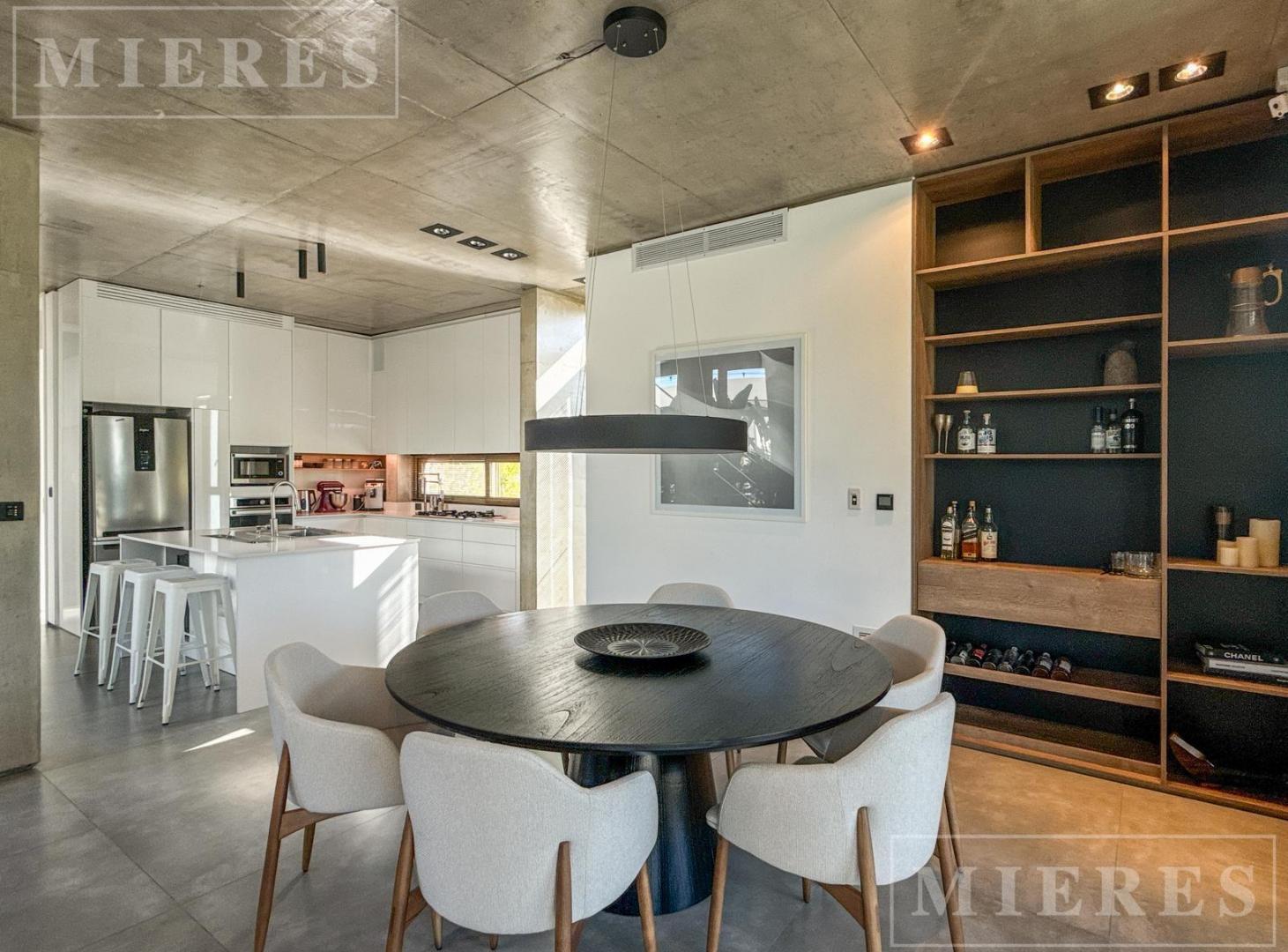 Foto de Casa en venta en el barrio Carpinchos, Nordelta, imagen 5