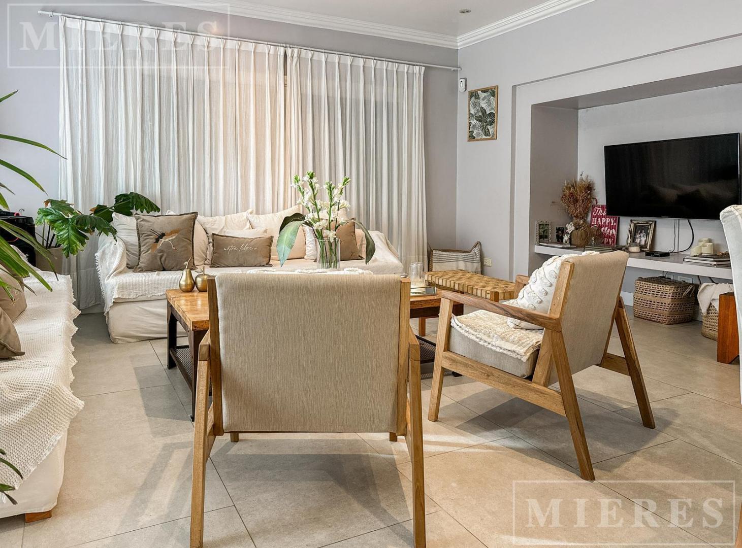 Foto de Muy linda casa en venta en el Barrio La Claridad., imagen 1