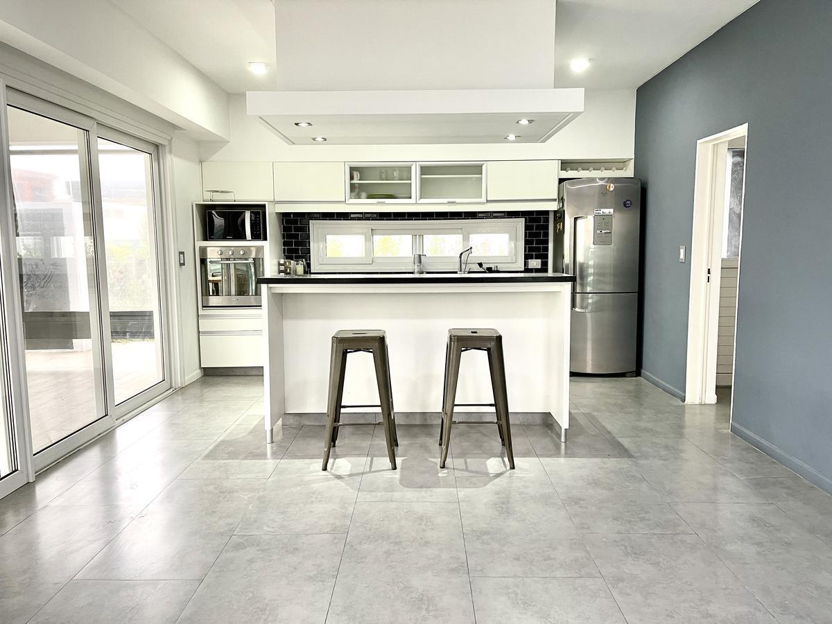 Foto de Casa en alquiler sin muebles sobre lote interno. Los Castaños, Nordelta, imagen 3