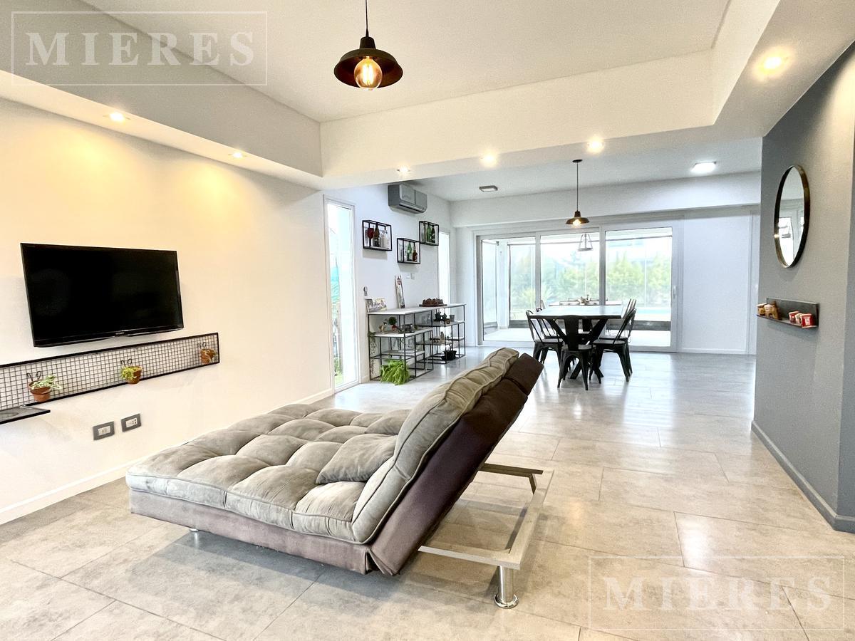 Foto de Casa en alquiler sin muebles sobre lote interno. Los Castaños, Nordelta, imagen 1