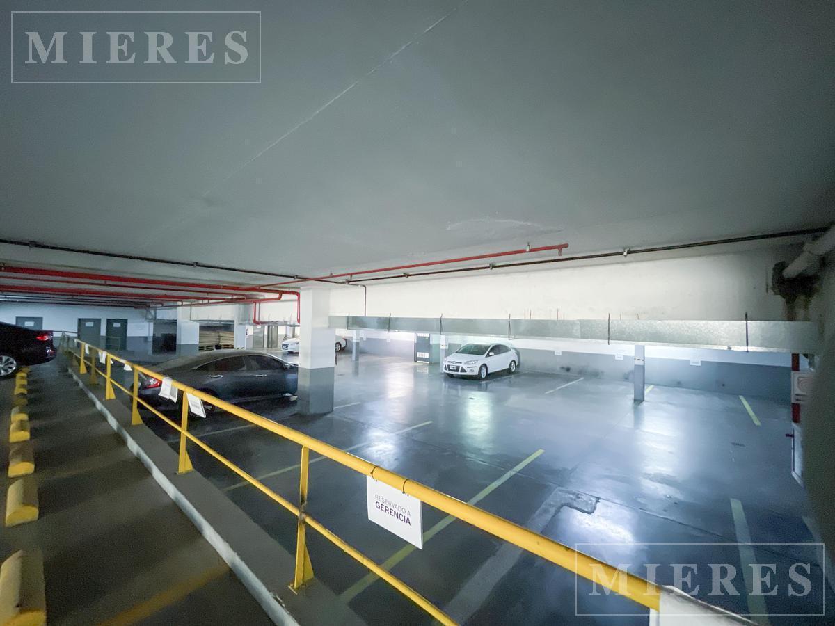 Foto de Oficinas en Venta con renta de 322 m2 - Lomas de San Isidro, imagen 3