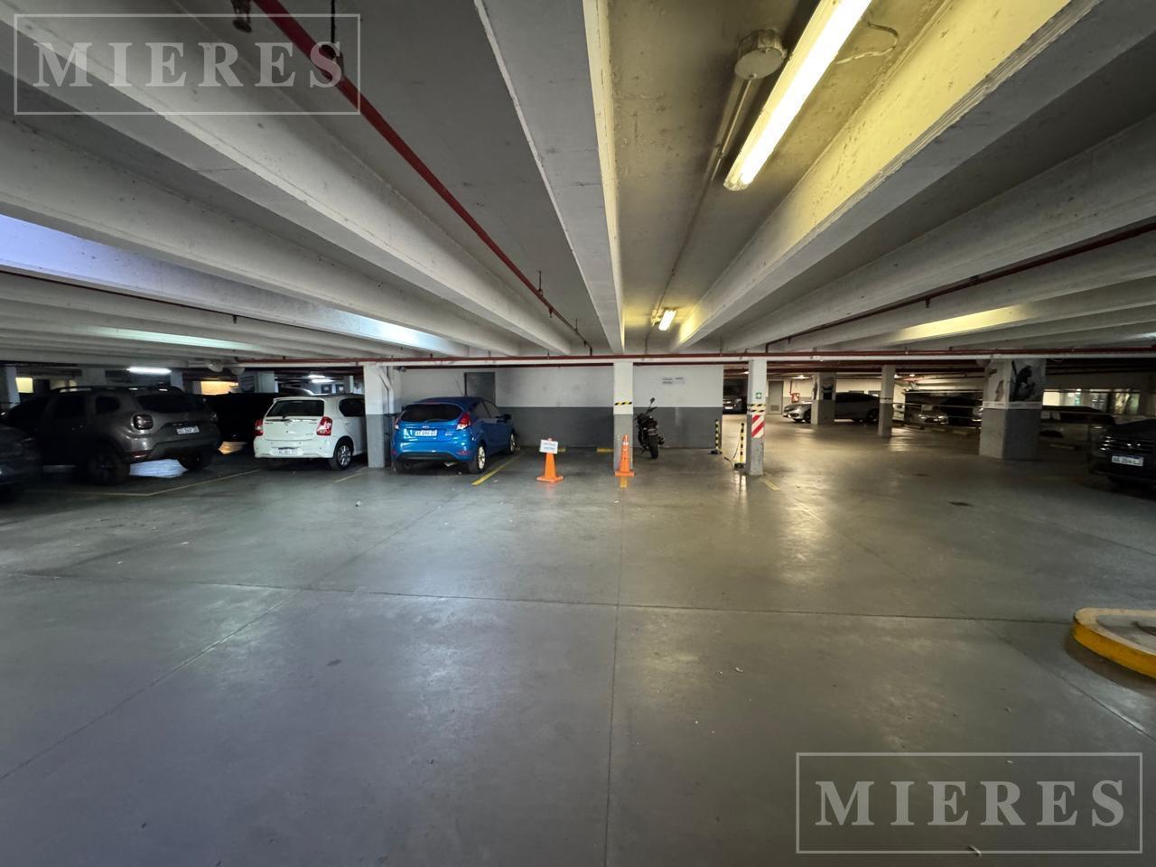 Foto de Oficinas en Venta con renta de 322 m2 - Lomas de San Isidro, imagen 5