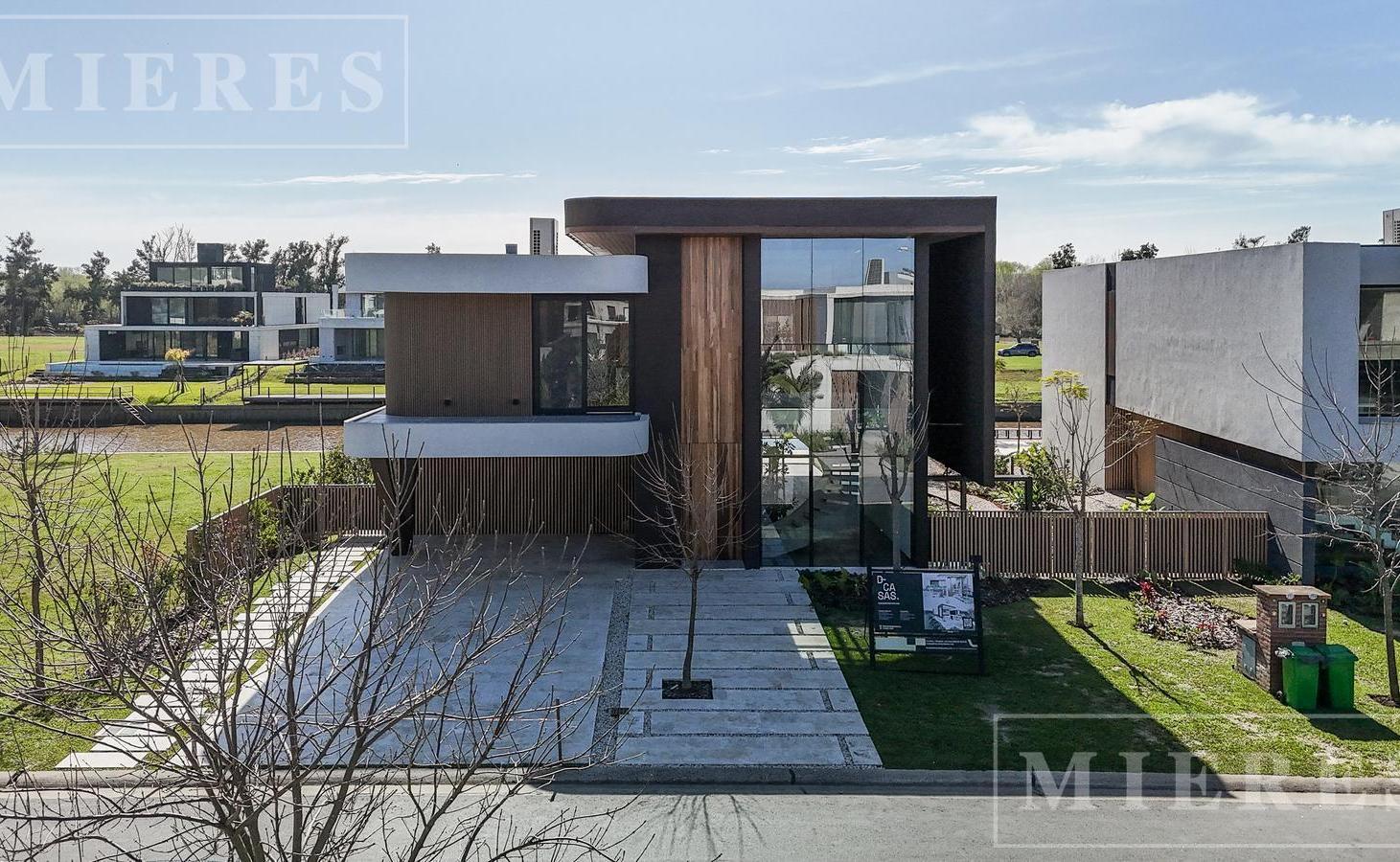 Foto de Casa en venta a estrenar. Barrio El Yacht, Nordelta., imagen 2