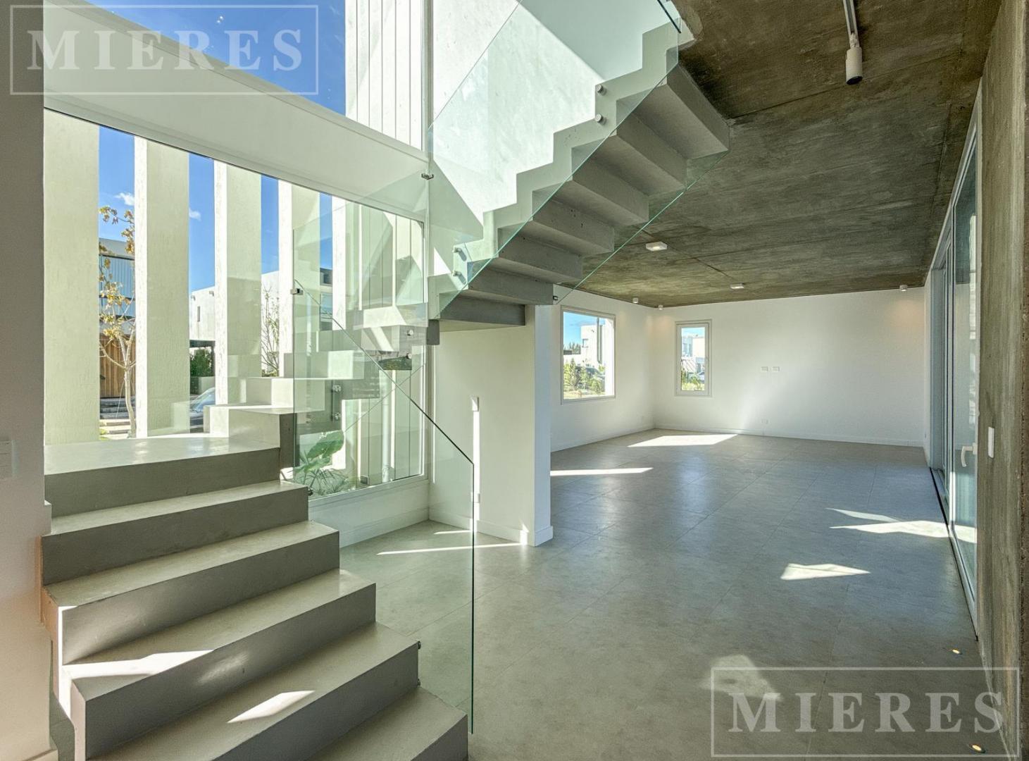 Foto de Casa en venta sobre Lote Interno en Carpinchos, Nordelta., imagen 4