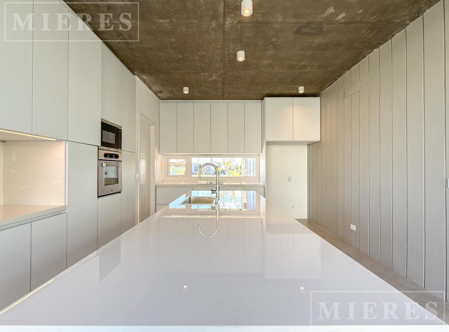 Foto de Casa en venta sobre Lote Interno en Carpinchos, Nordelta., imagen 5