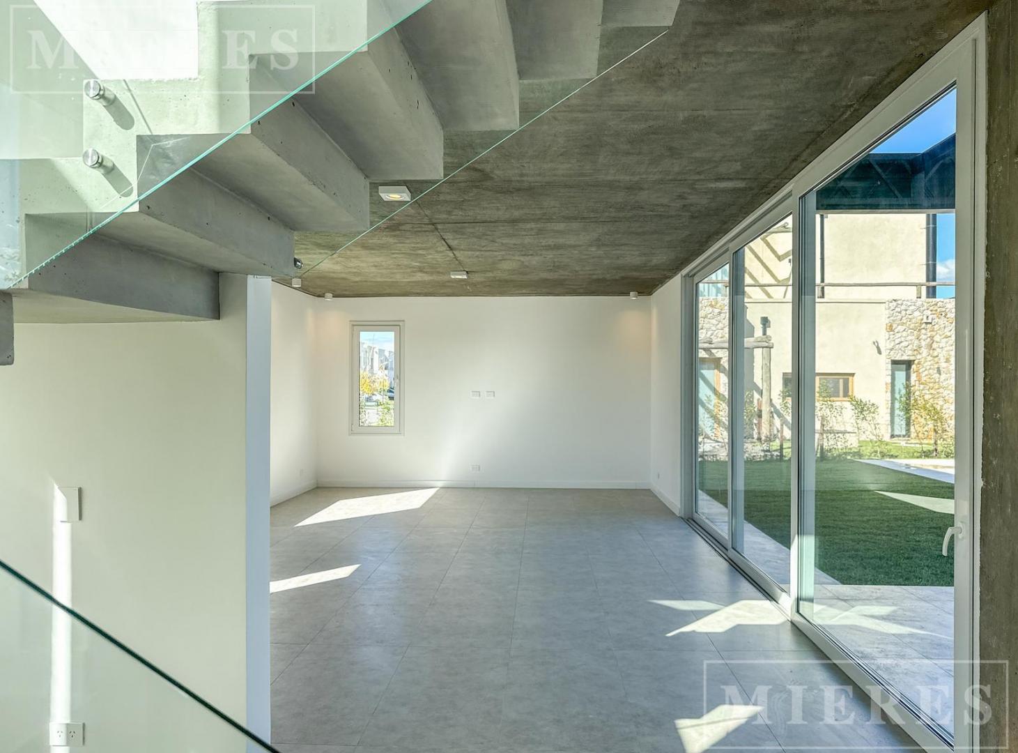 Foto de Casa en venta sobre Lote Interno en Carpinchos, Nordelta., imagen 3