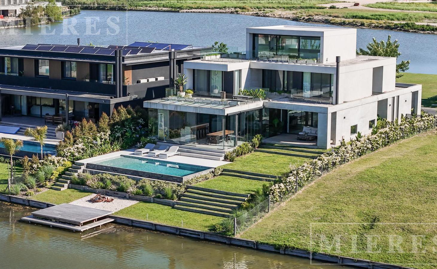 Foto de Casa en venta al lago en el Barrio Virazon, Nordelta, imagen 2