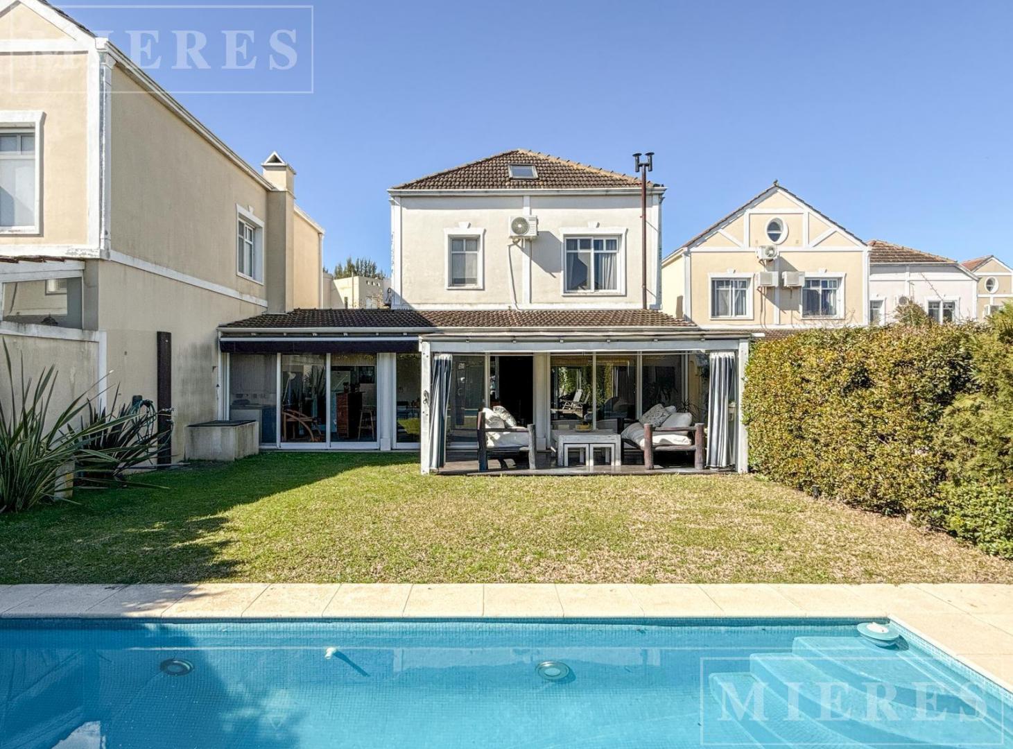 Foto de Casa en venta en Casas del Sol, Portezuelo, Nordelta - Apto crédito, imagen 1